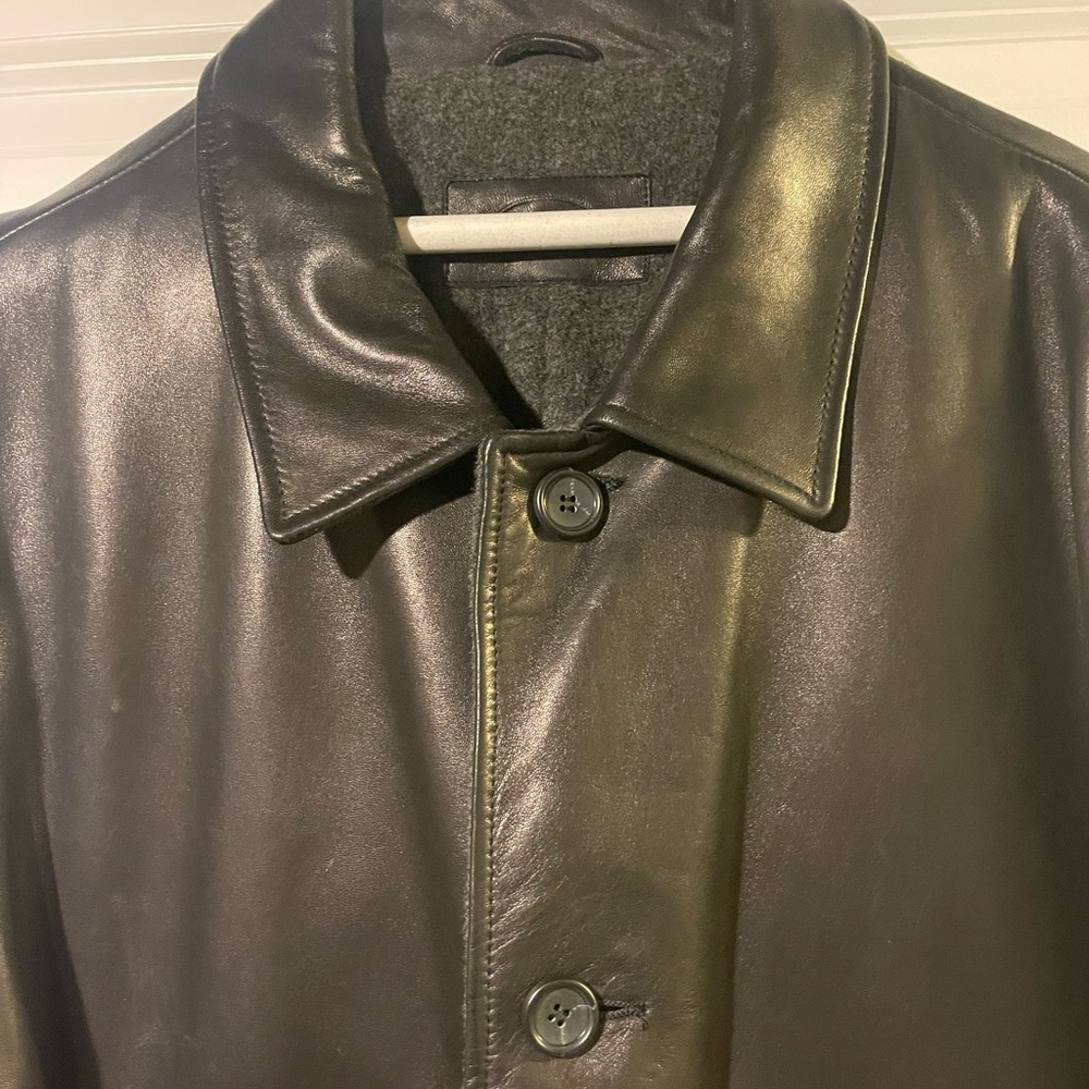 Leather jacket - Picture 2 of 5